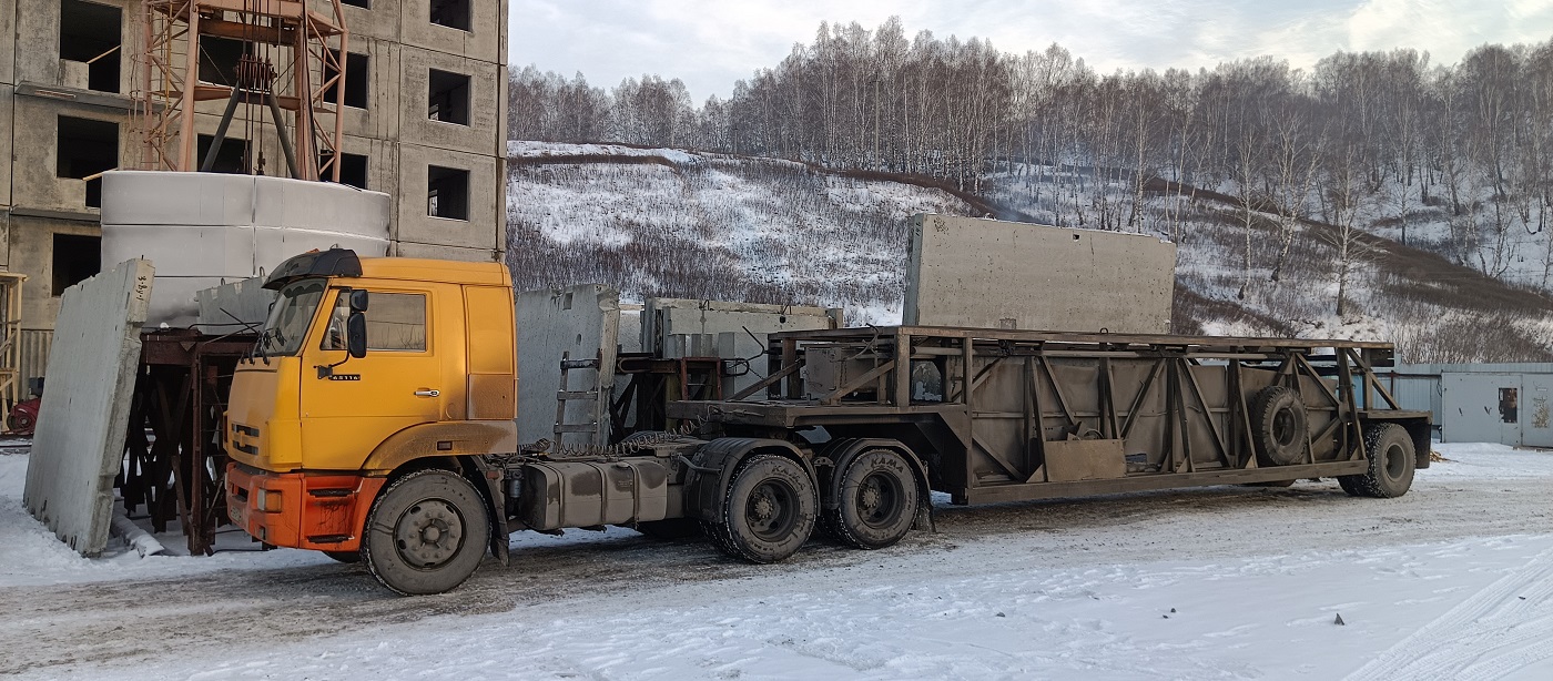 Аренда и услуги панелевозов для перевозки ЖБИ изделий в Вытегре